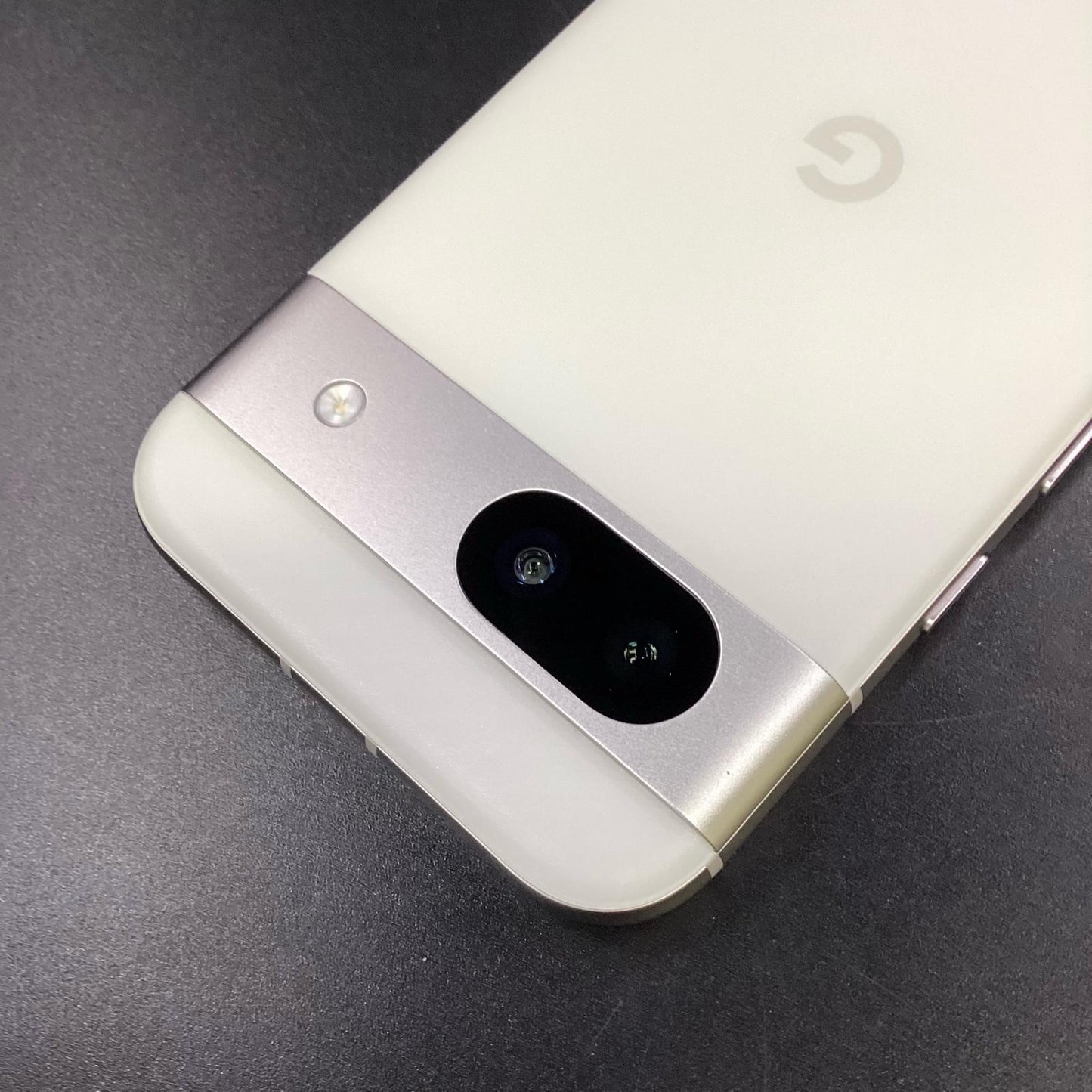 【全額返金保証】【最速発送】Google Pixel 8a 128GB ポーセリン SIMフリー G576D 白ロム 美品 動作確認済