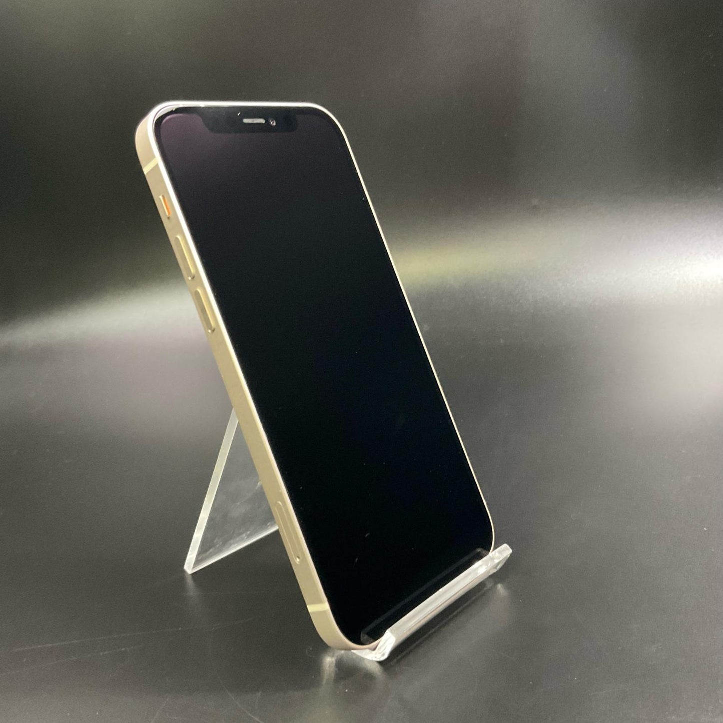 【全額返金保証】【最速発送】Apple iPhone iPhone 12 64GB ホワイト docomo SIMフリー 白ロム 美品 動作確認済 87%