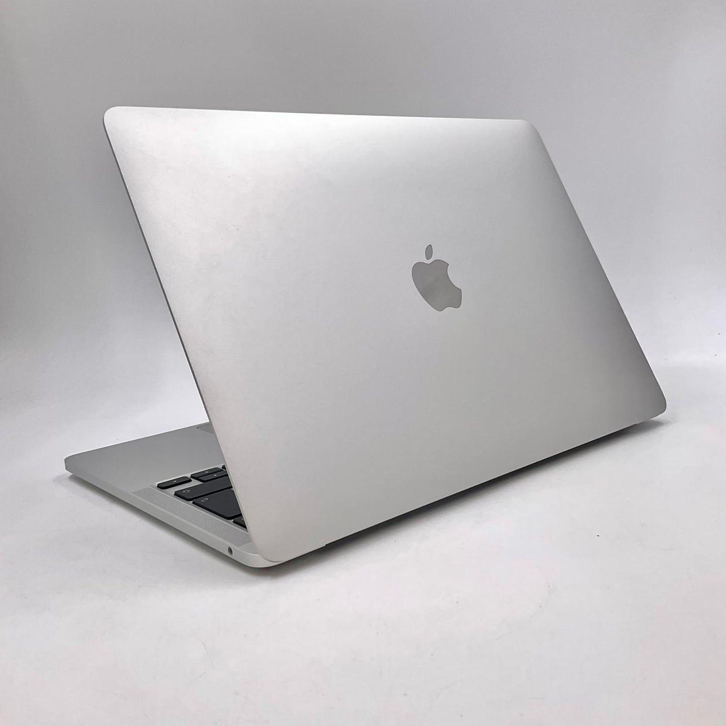【全額返金保証】【最速発送】Apple MacBook Pro 13インチ 2020 M1 8GB 512GB シルバー 100% 美品 動作確認済