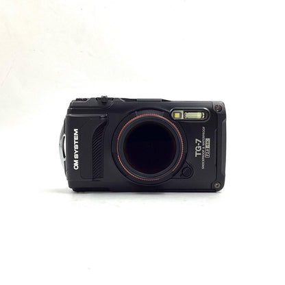 【全額返金保証】【最速発送】OM SYSTEM コンパクトデジタルカメラ OM SYSTEM Tough TG-7 [ブラック] 超美品 動作確認済