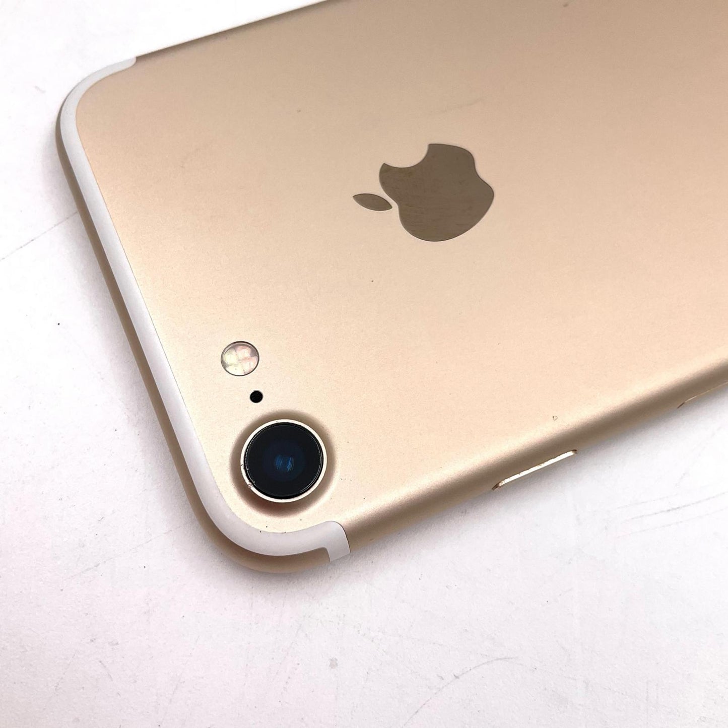 【最速発送】Apple iPhone iPhone 7 32GB ゴールド SIMフリー 白ロム【難有】 91%