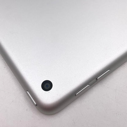【最速発送】Apple iPad iPad 第6世代 32GB シルバー Wi-Fi【難有】