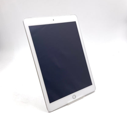 【全額返金保証】【最速発送】Apple iPad iPad 第5世代 128GB シルバー WiFi+Cellular docomo 白ロム 動作確認済