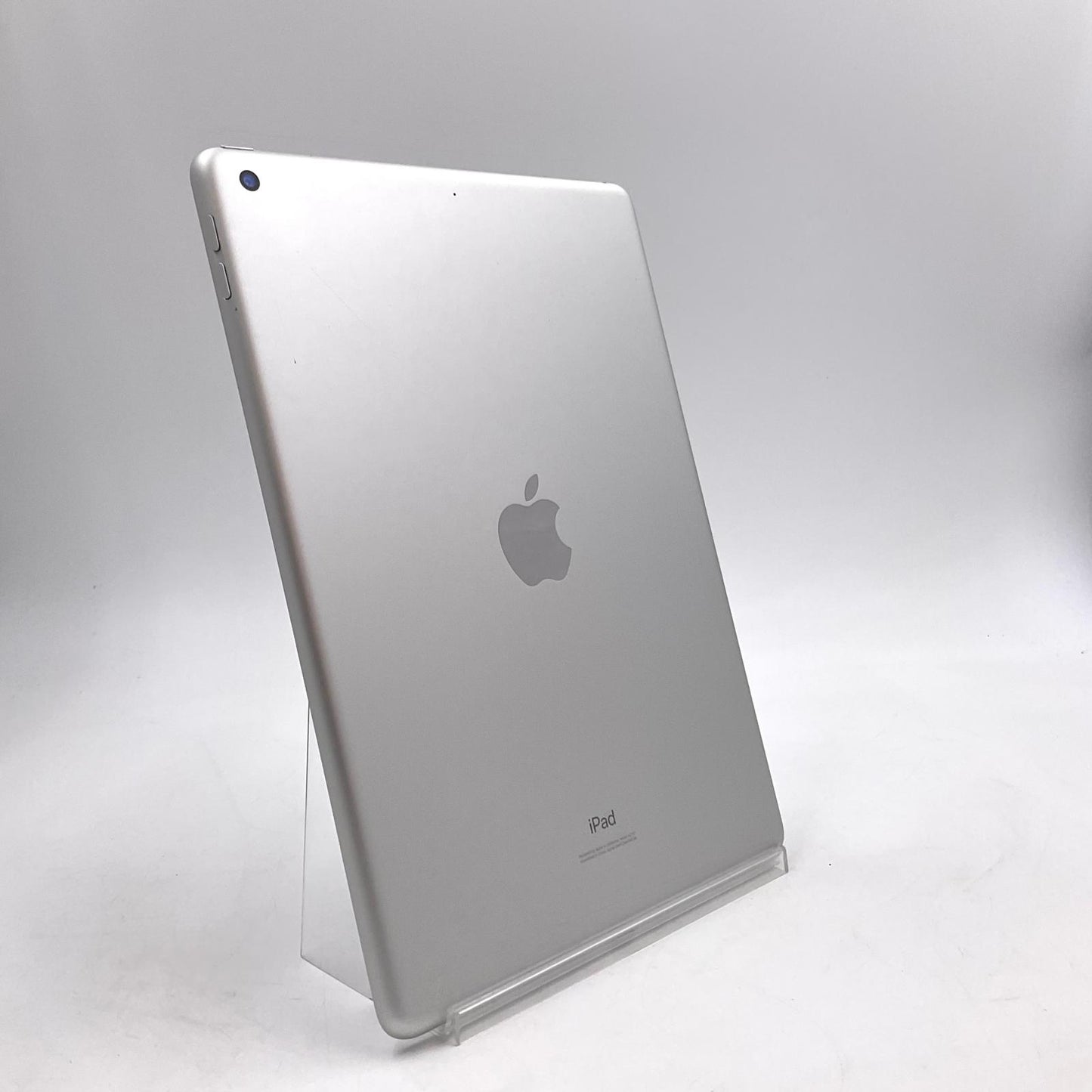 【全額返金保証】【最速発送】Apple iPad iPad 第7世代 32GB シルバー Wi-Fi 動作確認済
