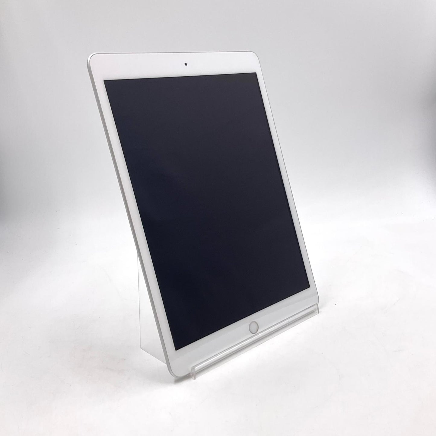 【全額返金保証】【最速発送】Apple iPad iPad 第7世代 32GB シルバー Wi-Fi 動作確認済