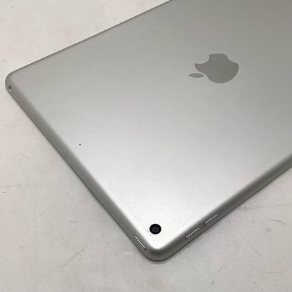 【全額返金保証】【最速発送】Apple iPad iPad 第7世代 32GB シルバー Wi-Fi 美品 動作確認済