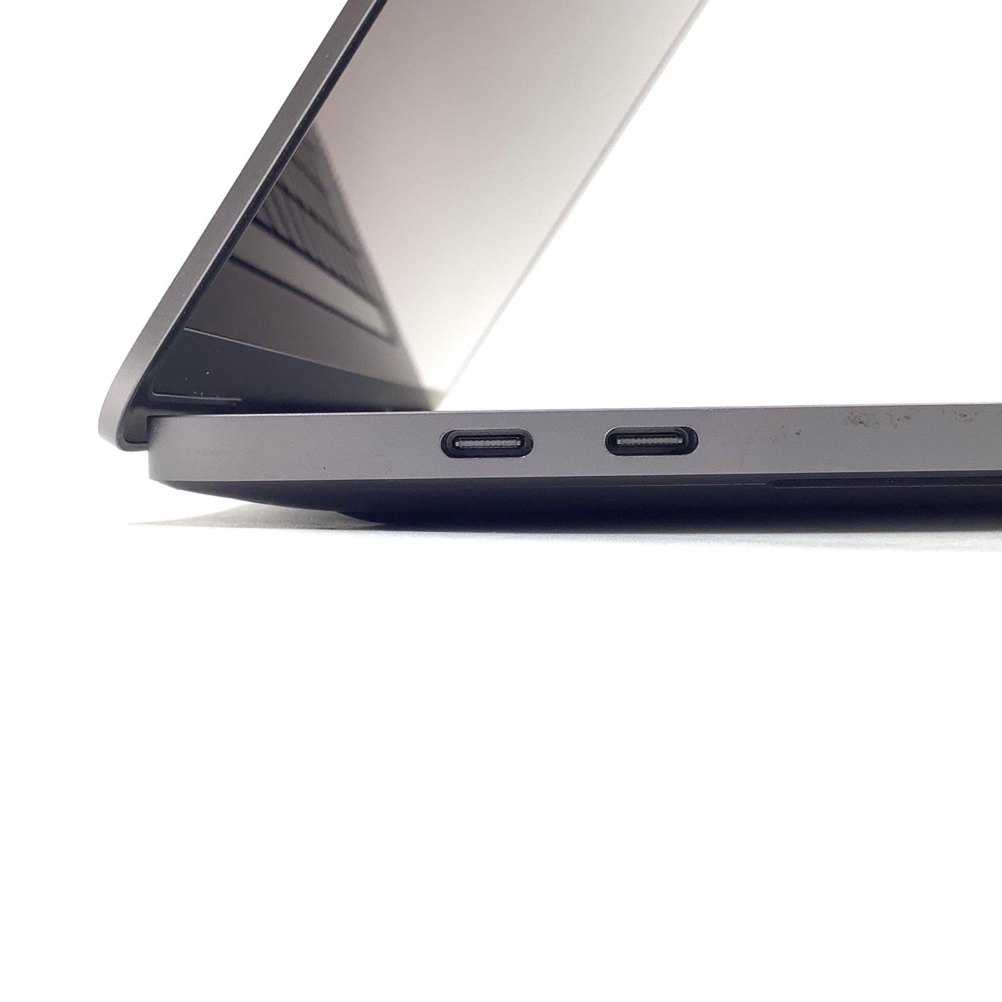 【全額返金保証】【最速発送】Apple MacBook Pro 16インチ 2019 Intel Core i7 16GB 512GB シルバー 美品 動作確認済