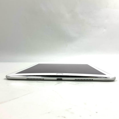 【最速発送】Apple iPad Pro 9.7インチ 第1世代 256GB シルバー Wi-Fi【難有】
