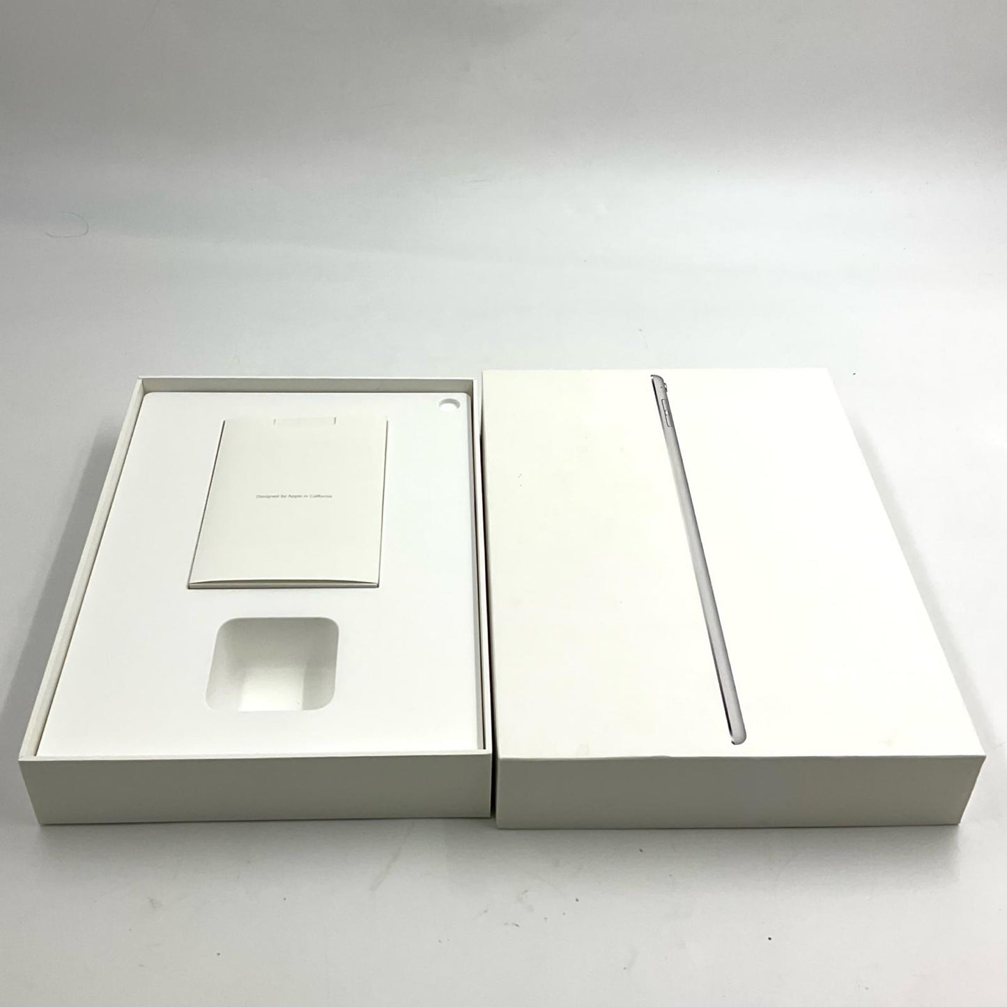 【最速発送】Apple iPad Pro 9.7インチ 第1世代 256GB シルバー Wi-Fi【難有】