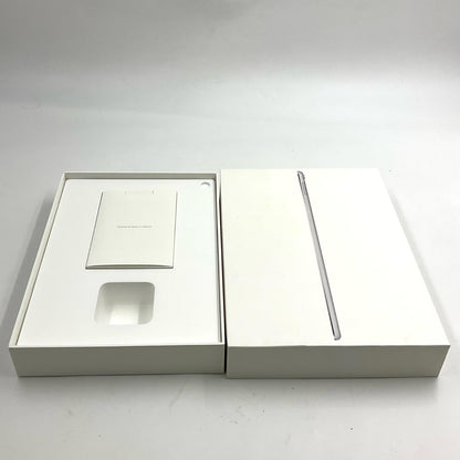 【最速発送】Apple iPad Pro 9.7インチ 第1世代 256GB シルバー Wi-Fi【難有】