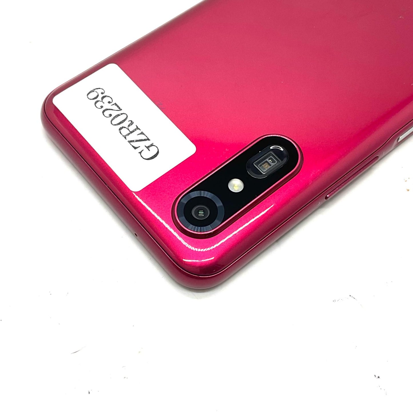 【最速発送】 らくらくスマートフォン Lite 64GB レッド系 au SIMフリー MR01 白ロム【難有】