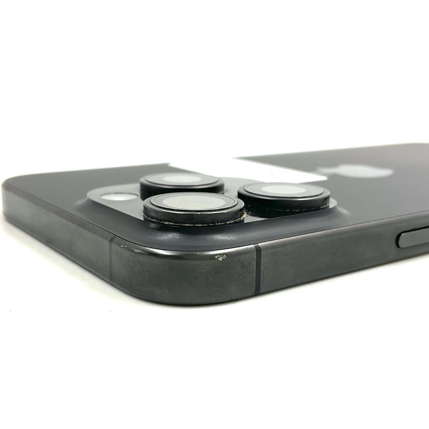 【全額返金保証】【最速発送】Apple iPhone iPhone 15 Pro Max 256GB Black Titanium SIMフリー SIMフリー 動作確認済 81%