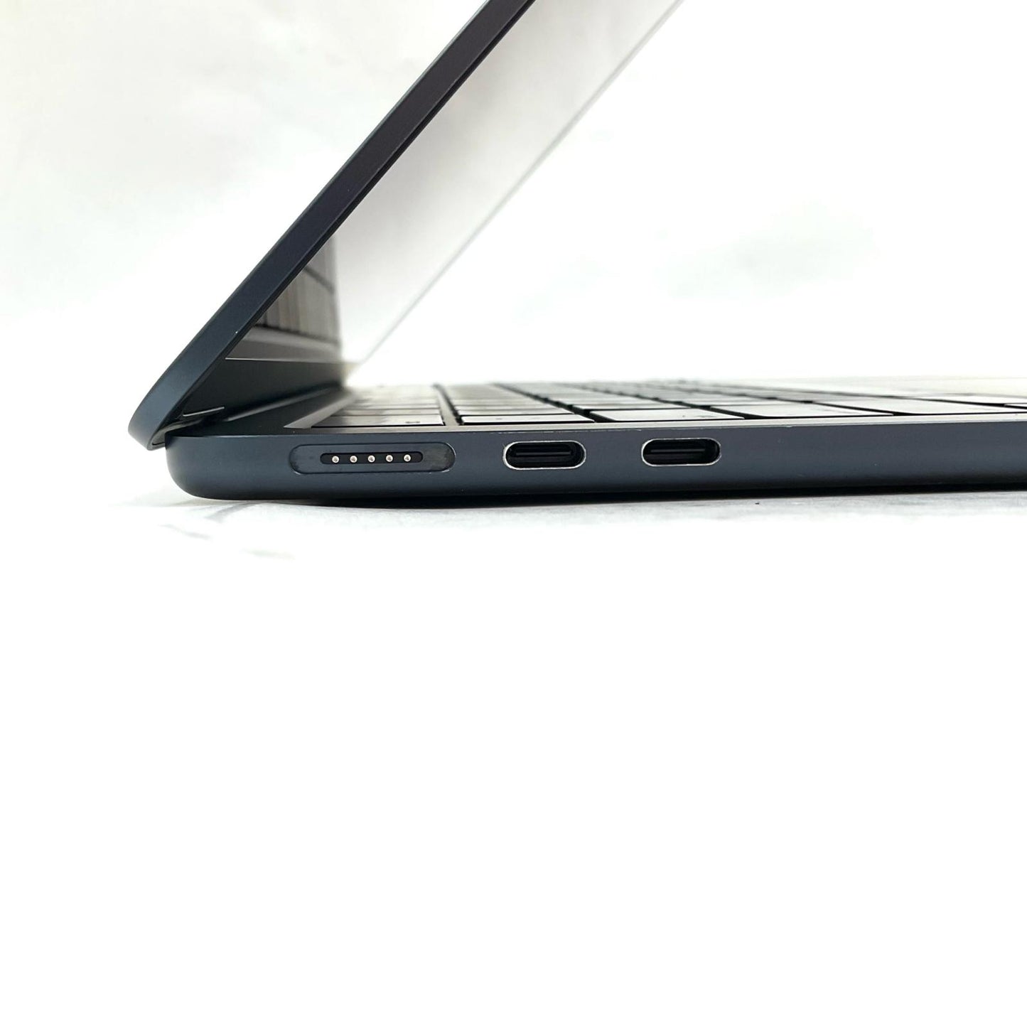 【全額返金保証】【最速発送】Apple MacBook Air 13.6インチ 2022 Apple M2 16GB 512GB ミッドナイト 88% 美品 動作確認済
