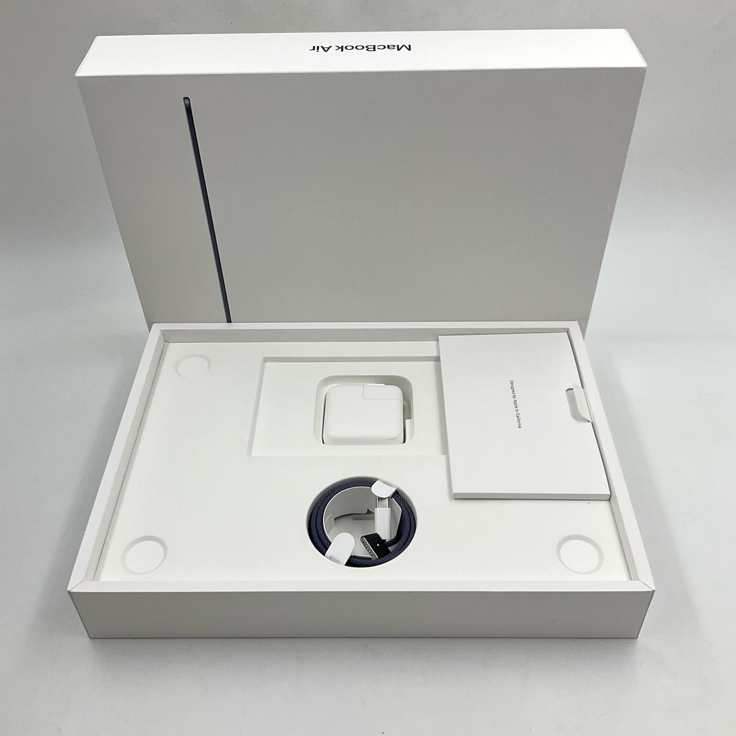 【全額返金保証】【最速発送】Apple MacBook Air 13.6インチ 2022 Apple M2 16GB 512GB ミッドナイト 88% 美品 動作確認済