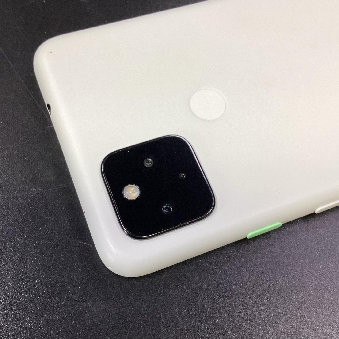 【全額返金保証】【最速発送】Google Pixel 4a 128GB クリアリィホワイト Softbank SIMフリー G025H 白ロム 動作確認済