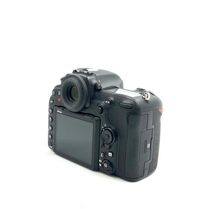 【全額返金保証】【最速発送】Nikon デジタル一眼 D500 ボディ ブラック 美品 動作確認済