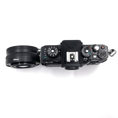 【全額返金保証】【最速発送】Nikon デジタル一眼 Z fc 16-50 VR レンズキット ブラック 美品 動作確認済