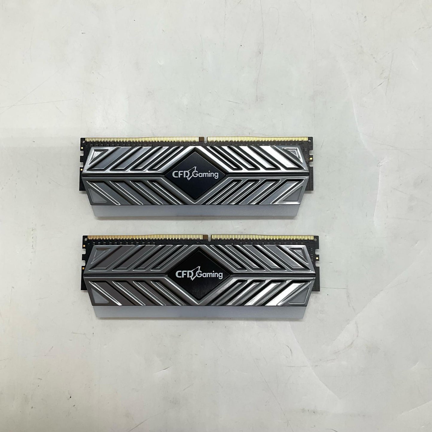【全額返金保証】【最速発送】CFD メモリ DDR4-3600 8GB×2 W4U3600HX1-8G 美品 動作確認済