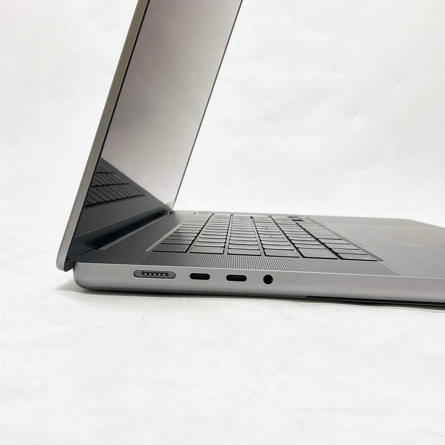 【全額返金保証】【最速発送】Apple MacBook Pro 16インチ 2021 M1 Max 10core 32GB 1TB スペースグレイ 94% 美品 動作確認済
