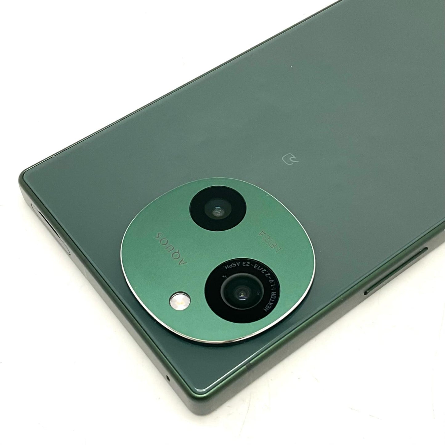 【全額返金保証】【最速発送】SHARP AQUOS R9 256GB グリーン docomo SH-51E 白ロム 美品 動作確認済