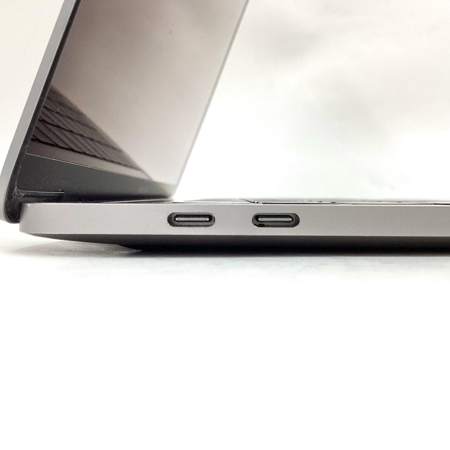 【全額返金保証】【最速発送】Apple MacBook Pro 13.3インチ 2019 Core i5 1.4GHz 8GB 256GB スペースグレイ 79.5% 動作確認済