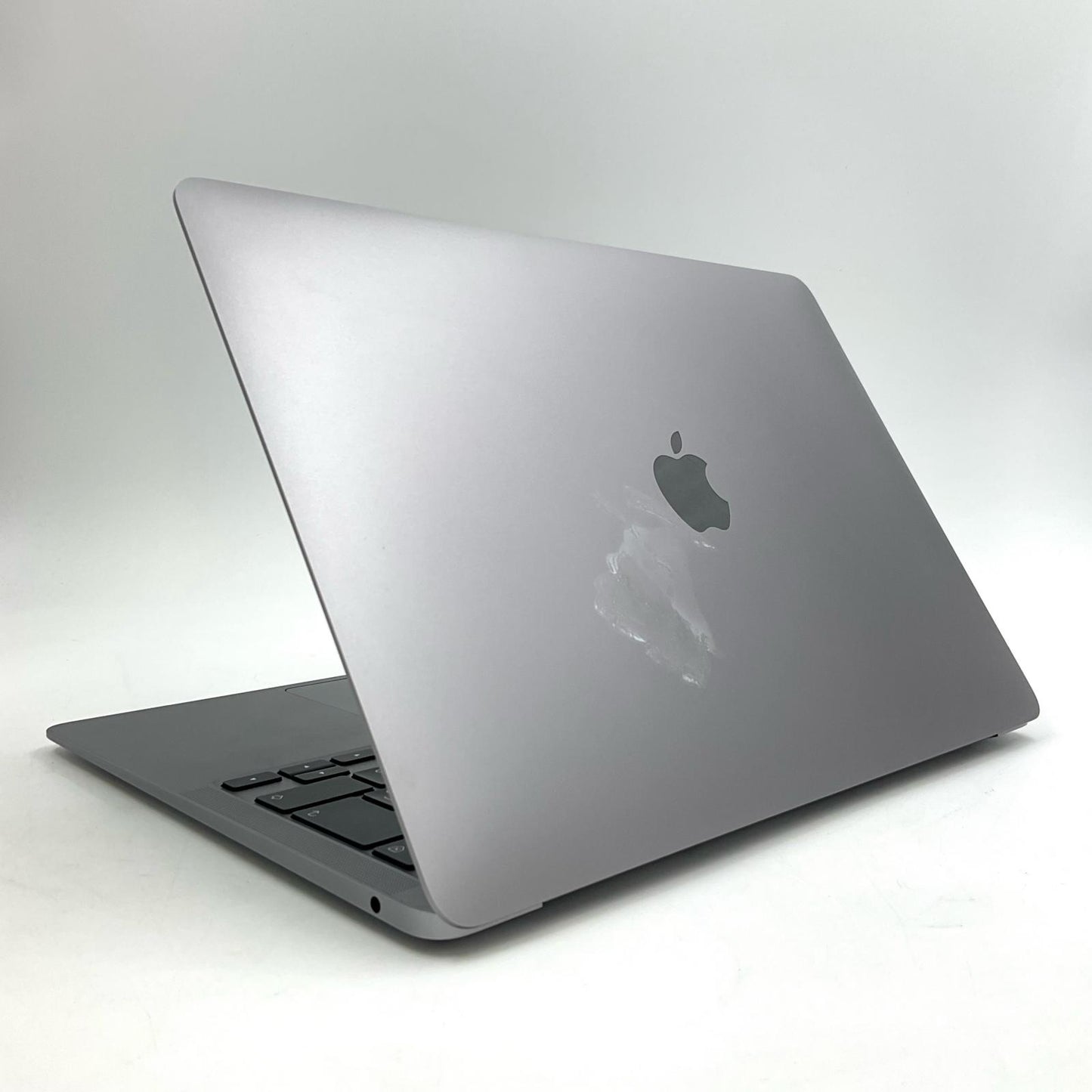 【最速発送】Apple MacBook Air 13インチ 2020 Intel core i3 1.1GHz 8GB 256GB スペースグレイ 74%【難有】
