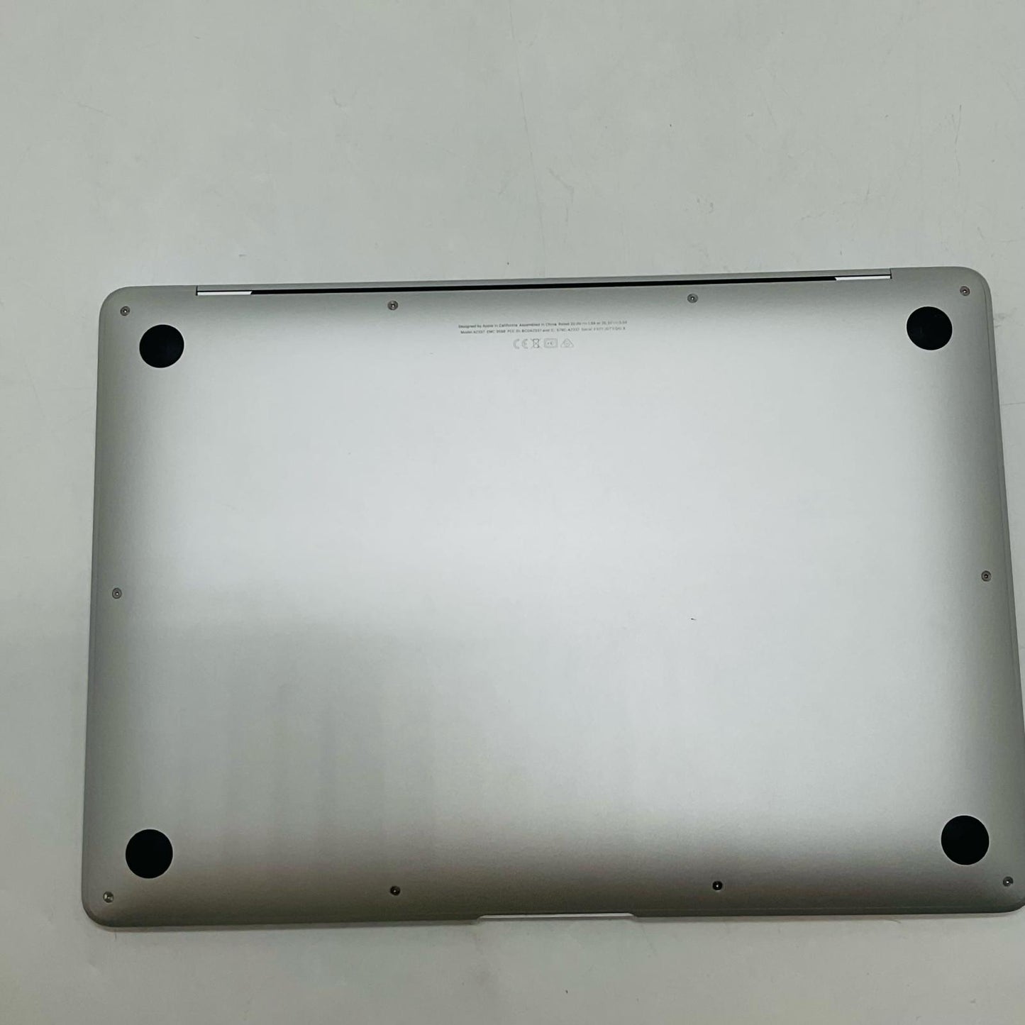 【全額返金保証】【最速発送】Apple MacBook Air 13.3インチ 2020 M1 8core 8GB 512GB シルバー 82% 動作確認済