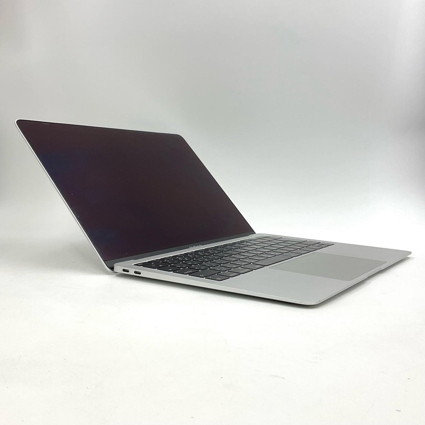 【全額返金保証】【最速発送】Apple MacBook Air 13.3インチ 2018 デュアルコア Intel Core i5 8GB 256GB シルバー 動作確認済