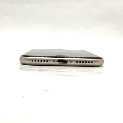 【全額返金保証】【最速発送】Apple iPhone iPhone SE（第3世代） 128GB スターライト au 白ロム 動作確認済 84%