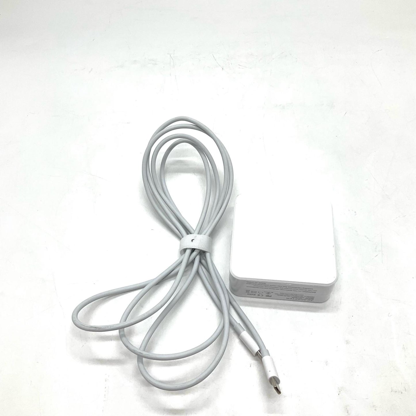 【全額返金保証】【最速発送】Apple MacBook Air 13.3インチ 2020 Core i3 1.1GHz 8GB 256GB スペースグレイ 87% 美品 動作確認済
