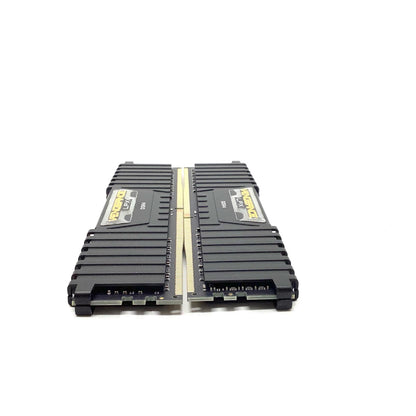 【全額返金保証】【最速発送】Corsair メモリ VENGEANCE DDR4 8GB 2枚組 CMK16GX4M2A2666C16 美品 動作確認済