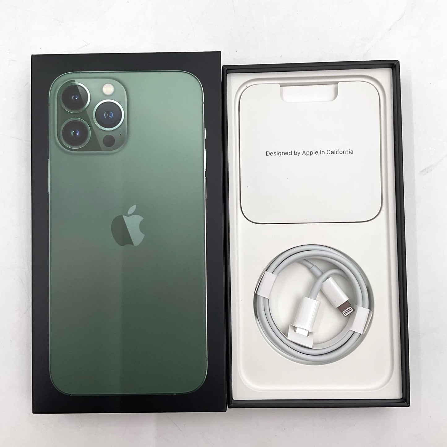 【全額返金保証】【最速発送】Apple iPhone iPhone 13 Pro Max 256GB SIMフリー 白ロム 美品 動作確認済 86%