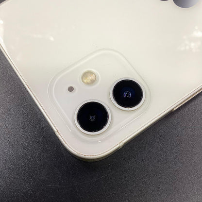 【全額返金保証】【最速発送】Apple iPhone iPhone 12 128GB ホワイト docomo 白ロム 動作確認済 69%