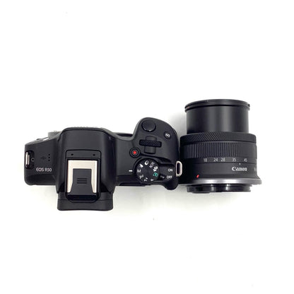 【全額返金保証】【最速発送】Canon デジタル一眼 EOS R50 RF-S18-45 IS STM レンズキット ブラック 超美品 動作確認済