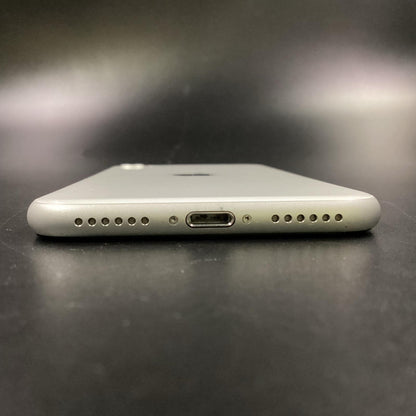【全額返金保証】【最速発送】Apple iPhone iPhone SE（第2世代） 128GB ホワイト SIMフリー 白ロム 動作確認済 79%