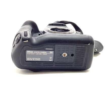 【全額返金保証】【最速発送】Nikon デジタル一眼 D6 美品 動作確認済