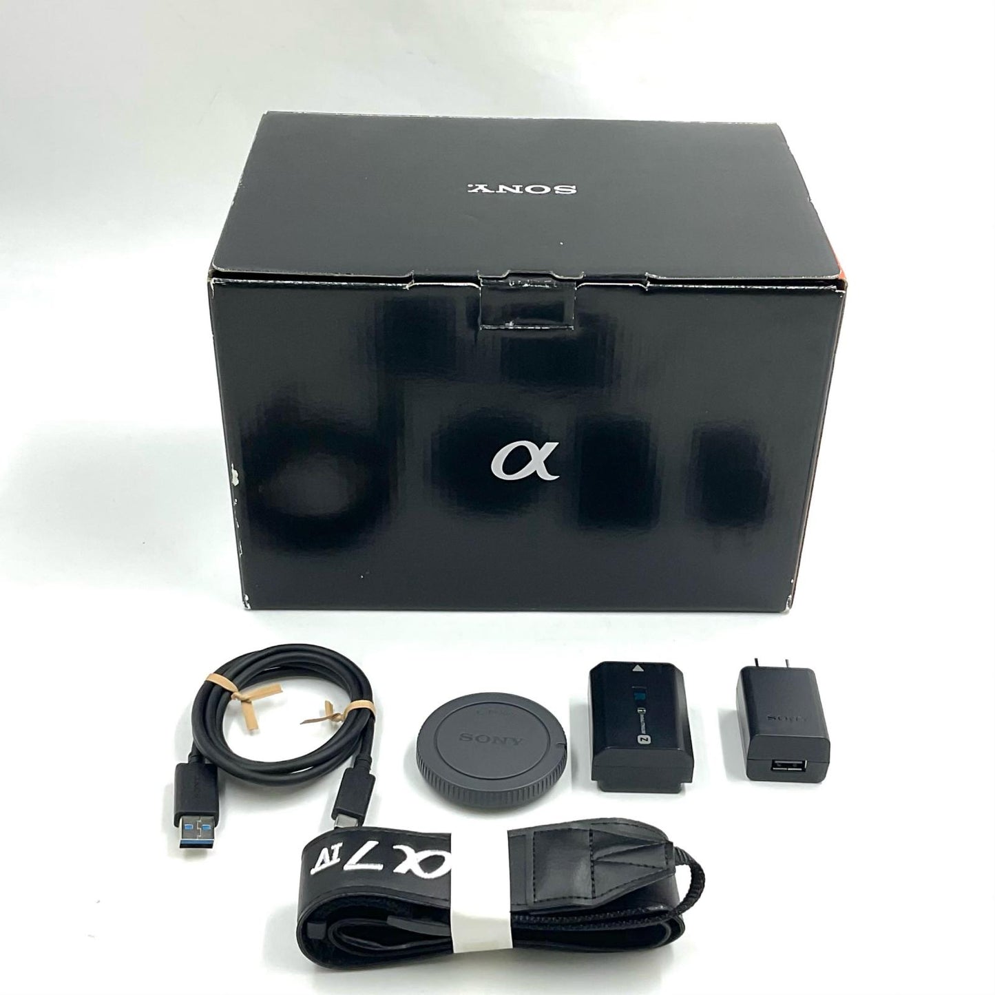 【全額返金保証】【最速発送】Sony デジタル一眼 α7 IV ILCE-7M4 ボディ 美品 動作確認済
