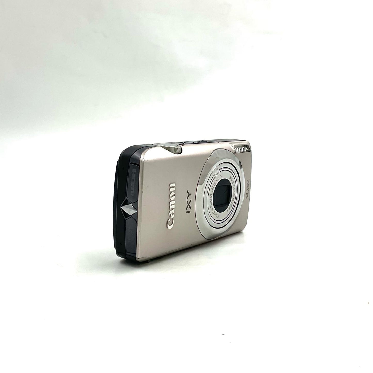 【全額返金保証】【最速発送】Canon コンパクトデジタルカメラ IXY 10S 美品 動作確認済