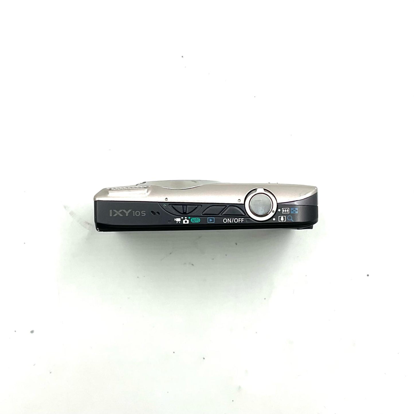 【全額返金保証】【最速発送】Canon コンパクトデジタルカメラ IXY 10S 美品 動作確認済