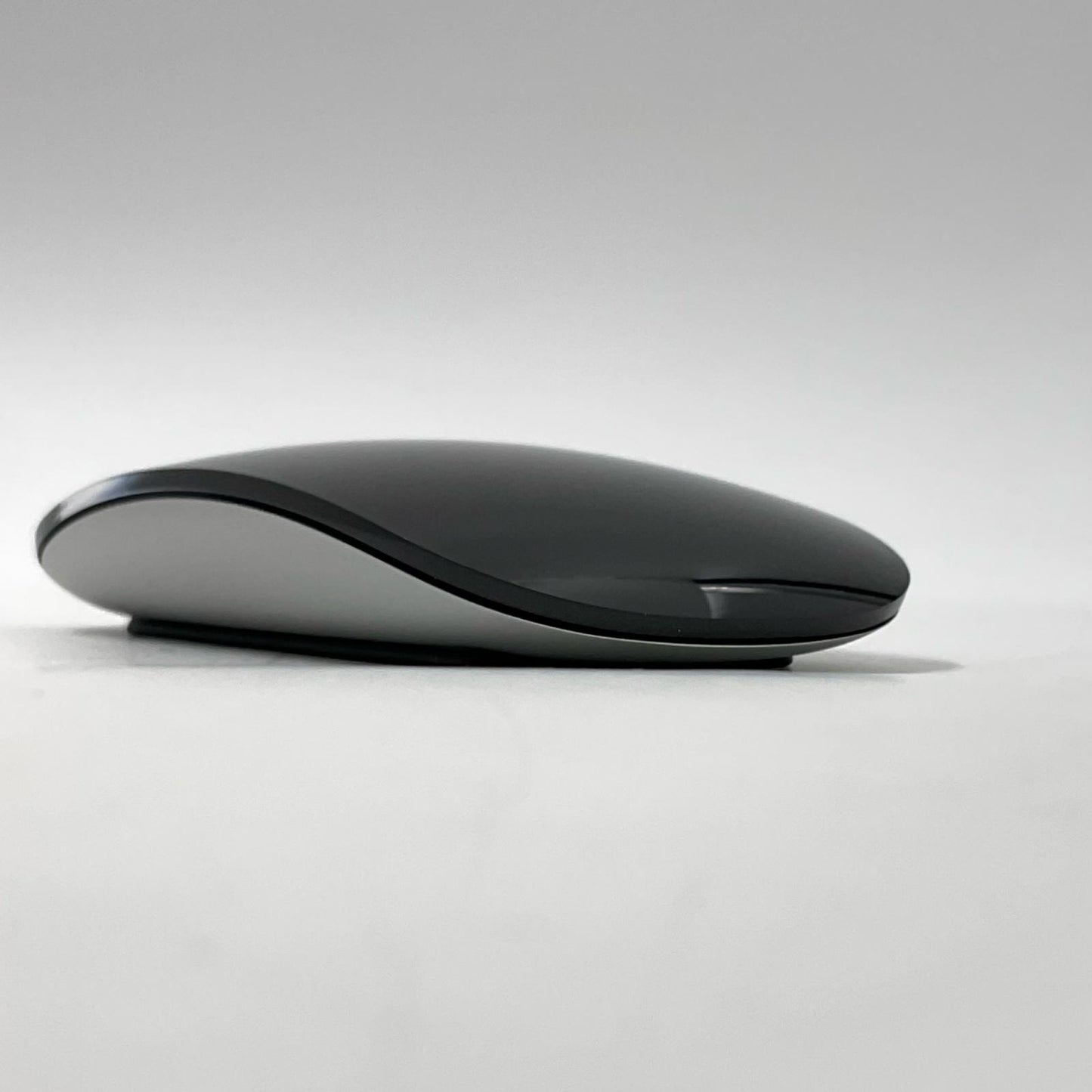 【全額返金保証】【最速発送】Apple Magic Mouse （USB-C）- ブラック A3204 美品 動作確認済