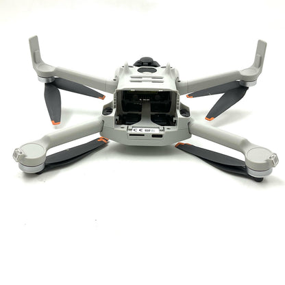 【全額返金保証】【最速発送】DJI mini 4 pro fly more combo 美品 動作確認済