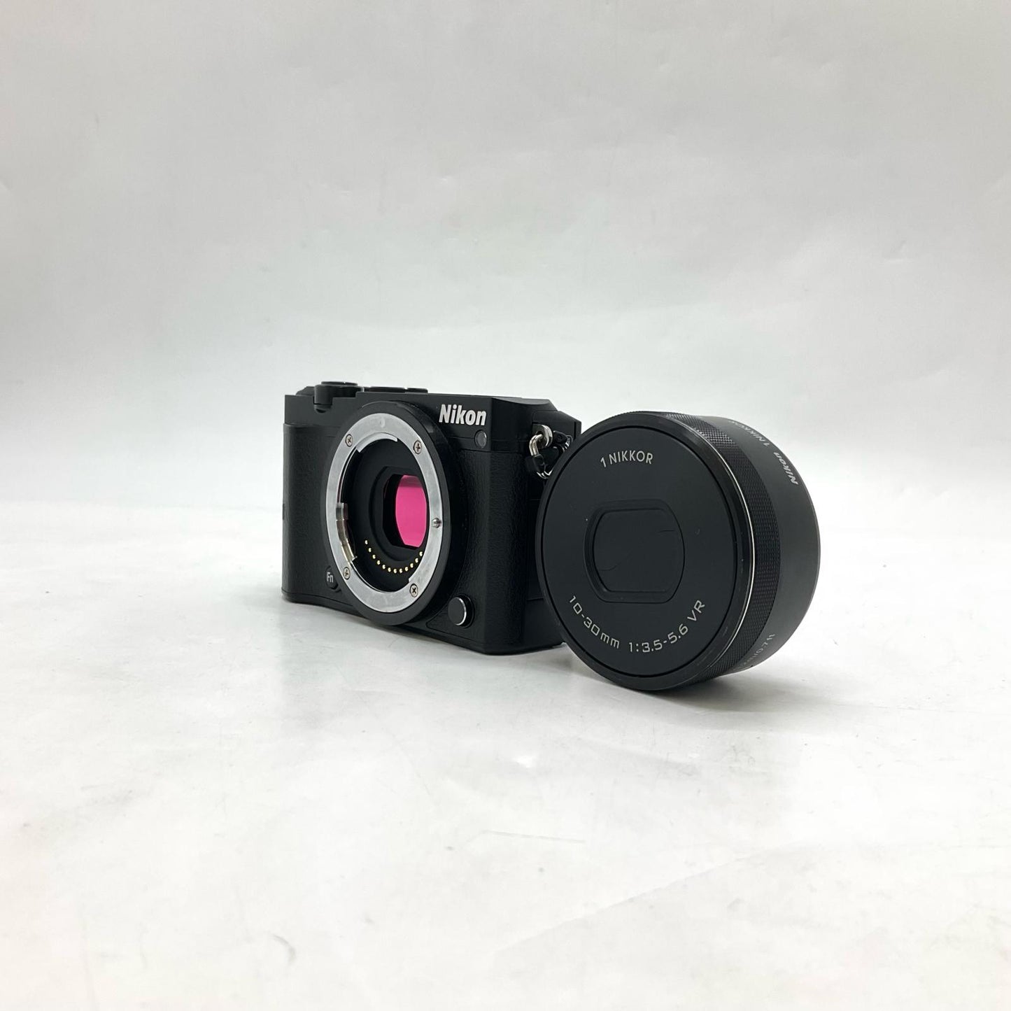 【最速発送】Nikon デジタル一眼 Nikon 1 J5 ダブルレンズキット [ブラック]【難有】