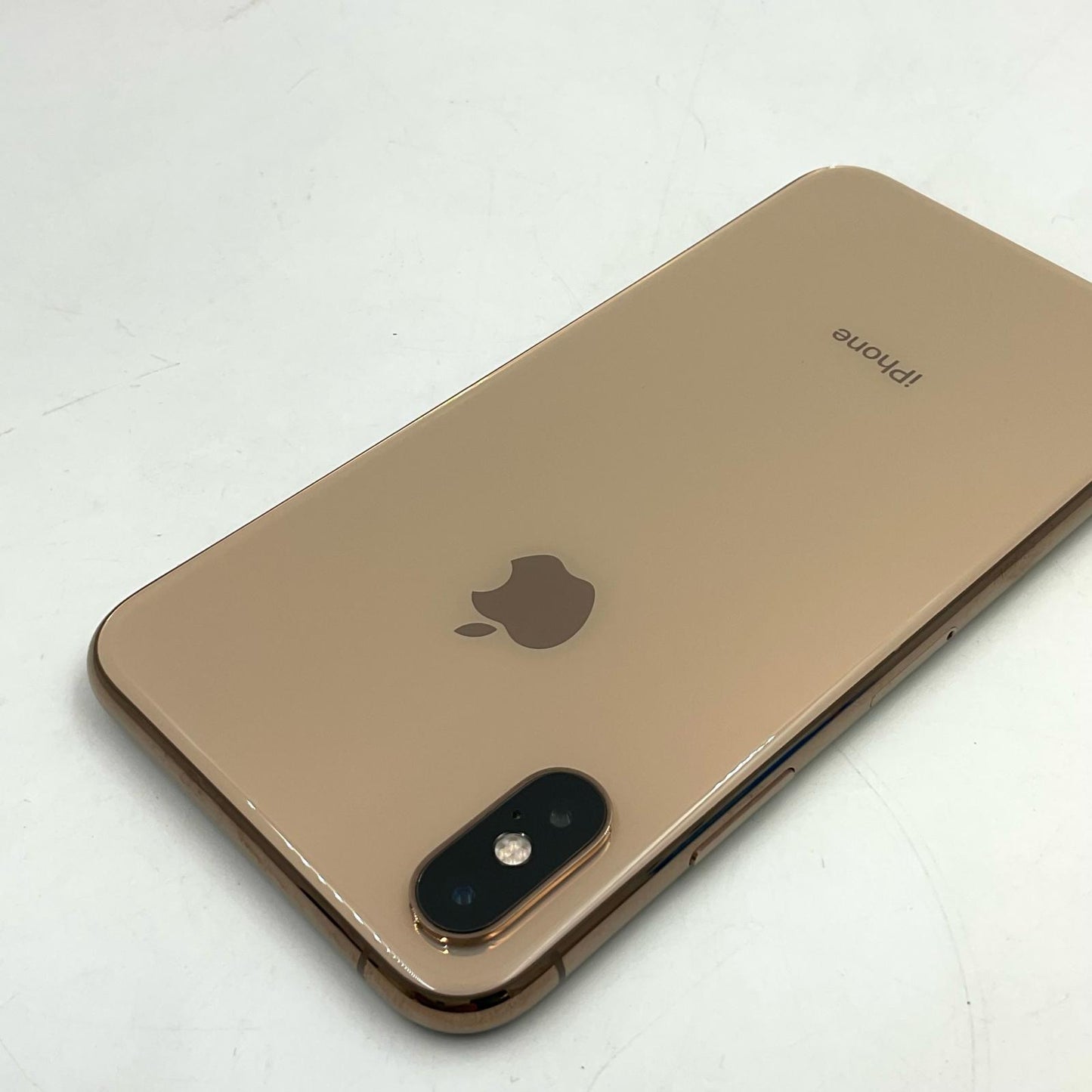 【全額返金保証】【最速発送】Apple iPhone iPhone XS 64GB ゴールド au SIMフリー 白ロム 動作確認済 72%