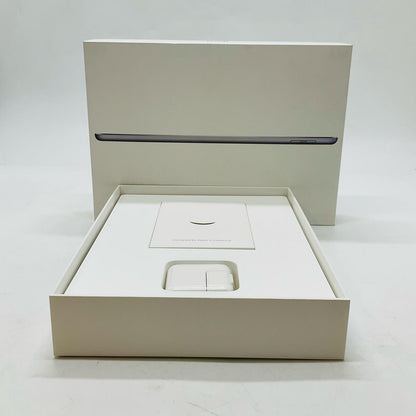 【全額返金保証】【最速発送】Apple iPad iPad 9.7インチ 第5世代 128GB スペースグレイ Wi-Fi 美品 動作確認済