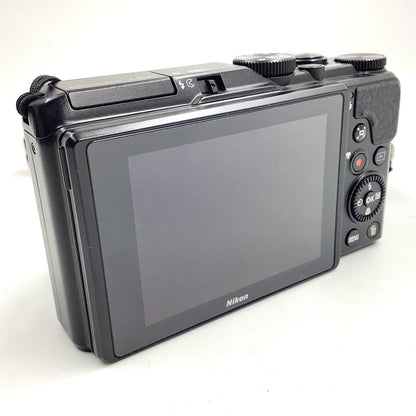 【全額返金保証】【最速発送】Nikon コンパクトデジタルカメラ COOLPIX A900 美品 動作確認済
