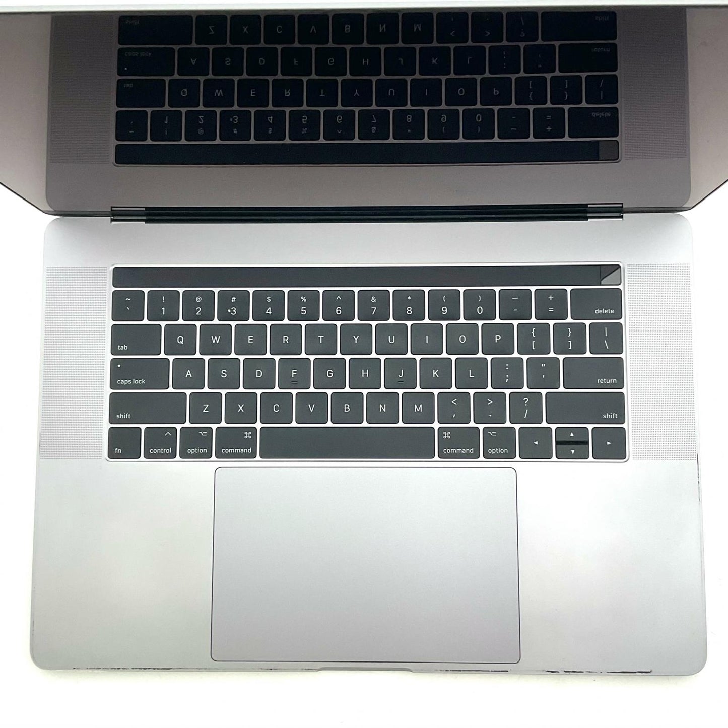 【最速発送】Apple MacBook Pro 15.4インチ 2017 クアッドコアIntel Core i7 16GB 1TB スペースグレイ【難有】