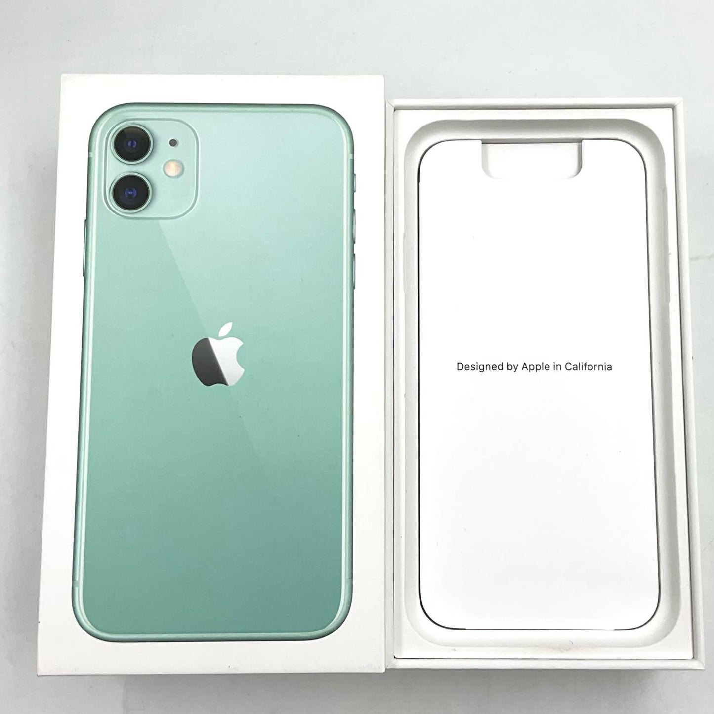 【全額返金保証】【最速発送】Apple iPhone iPhone 11 64GB グリーン au 白ロム 動作確認済 69%