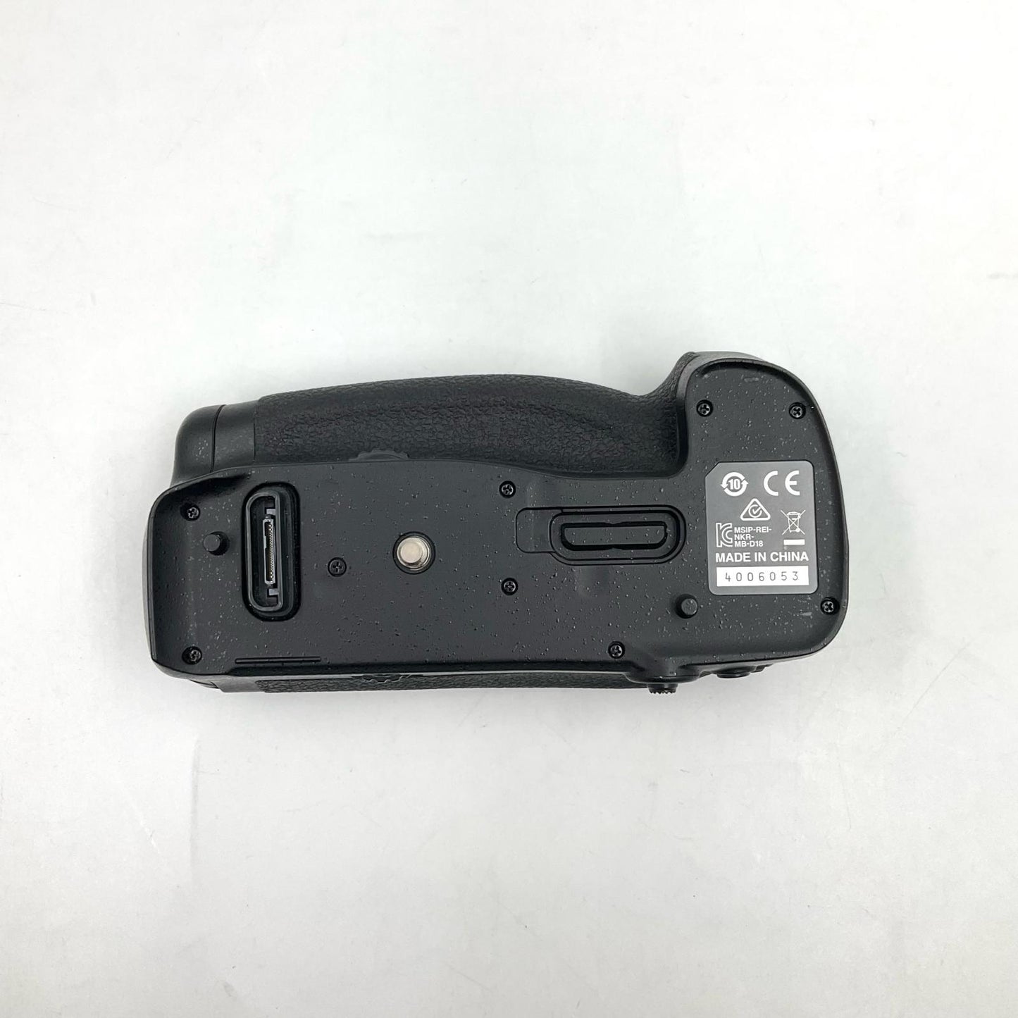 【全額返金保証】【最速発送】Nikon MB-D18 美品 動作確認済