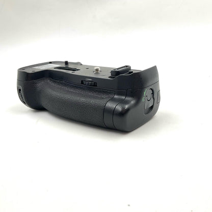 【全額返金保証】【最速発送】Nikon MB-D18 美品 動作確認済