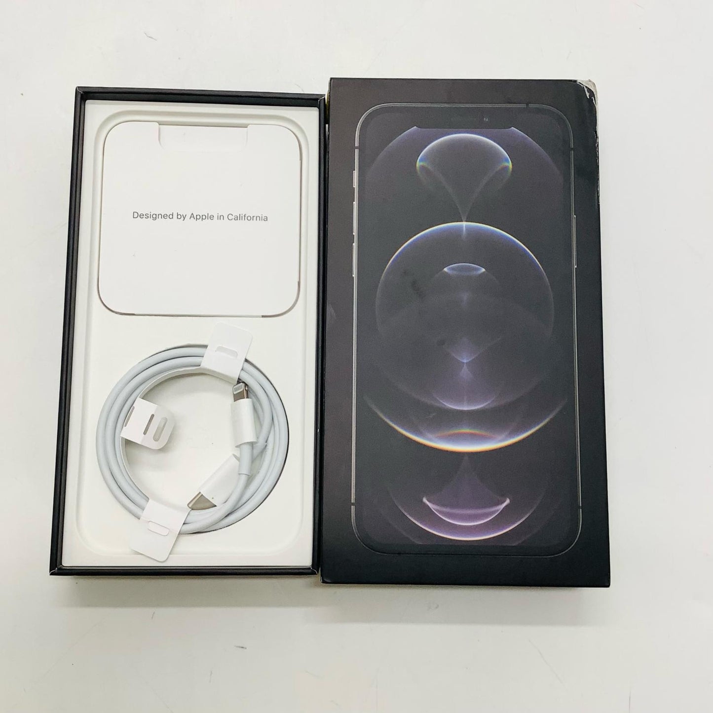 【全額返金保証】【最速発送】Apple iPhone iPhone 12 Pro 256GB グラファイト docomo 白ロム 動作確認済 75%